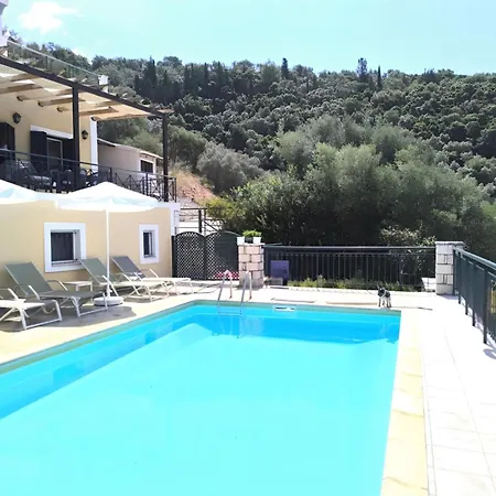 Argiri Meganisi - Seafront Luxury Villa, P-pool, Seaviews, Walk To Spartokhórion
