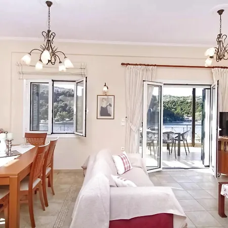 Argiri Meganisi - Seafront Luxury Villa, P-pool, Seaviews, Walk To Villa