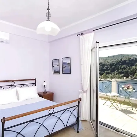 Argiri Meganisi - Seafront Luxury Villa, P-pool, Seaviews, Walk To Spartokhórion