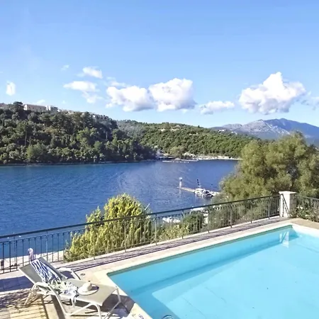 Villa Argiri - Seafront Luxury Villa, P-pool, Seaviews, Walk To *
