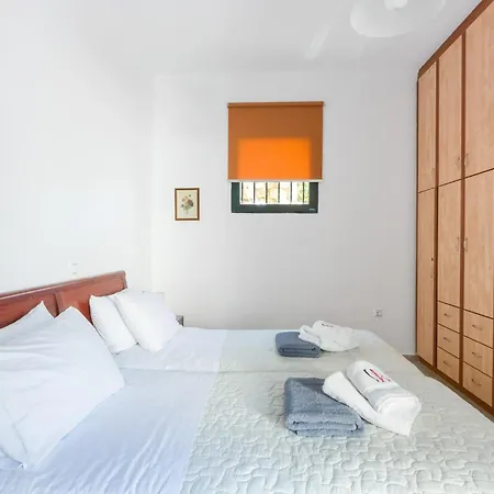 فيلة Argiri Meganisi - Seafront Luxury Villa, P-pool, Seaviews, Walk To