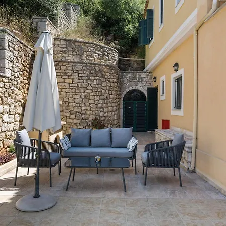 فيلة Argiri Meganisi - Seafront Luxury Villa, P-pool, Seaviews, Walk To Spartokhórion