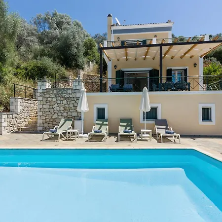 Argiri Meganisi - Seafront Luxury Villa, P-pool, Seaviews, Walk To * Szpartohóri